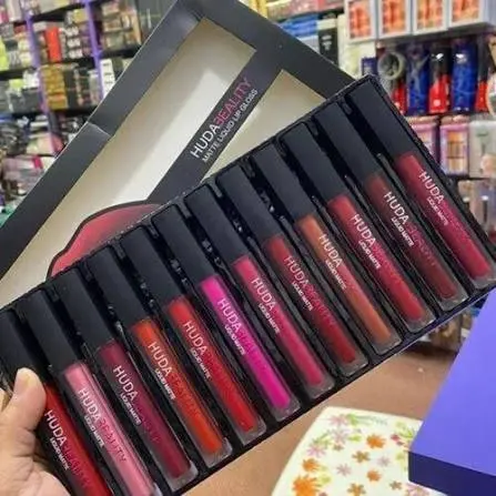 Huda Beauty Liquid Matte Lipstick