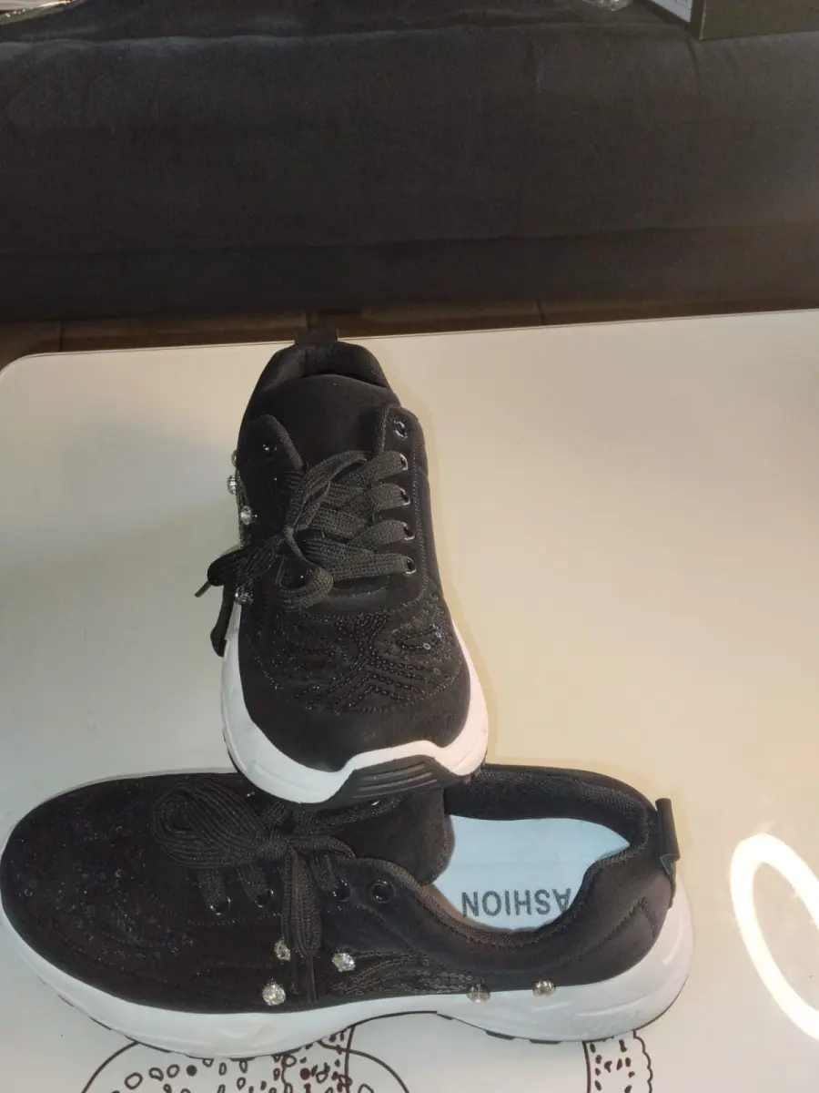 Ladies Sneakers Black